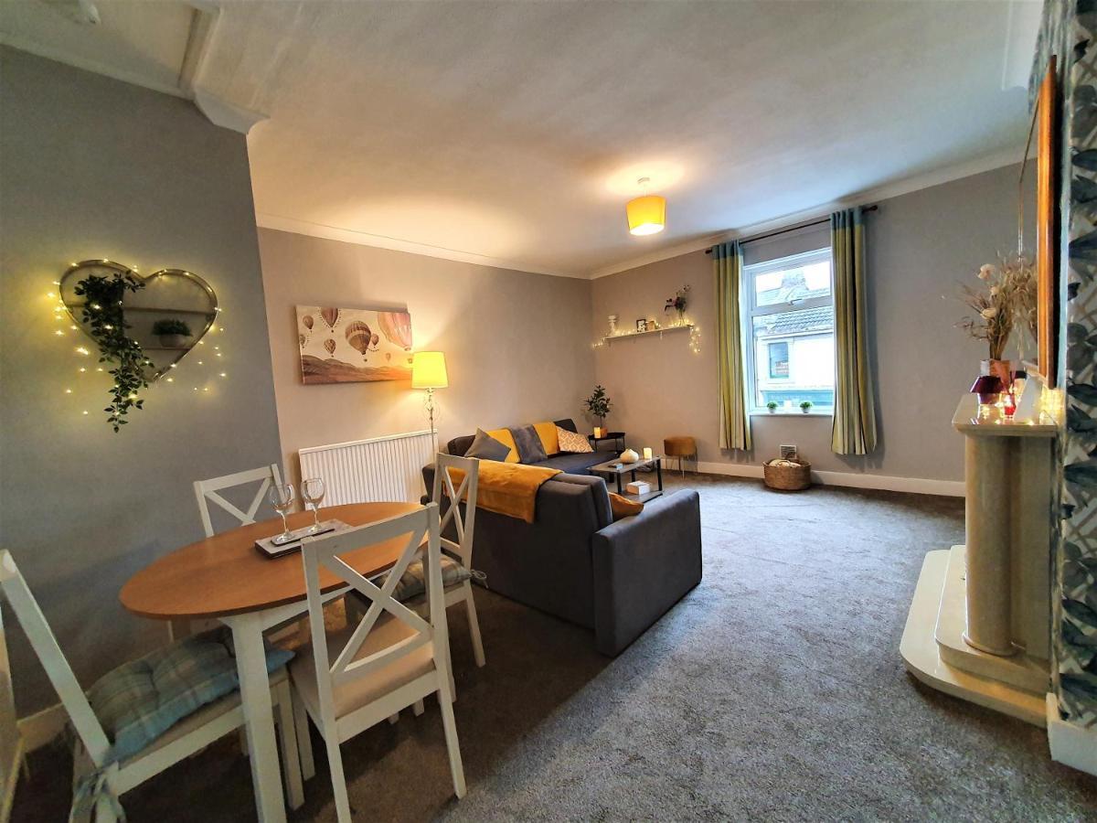 Brodie'S Hideaway Stylish Seaside Town Apartment แอมเบิล ภายนอก รูปภาพ